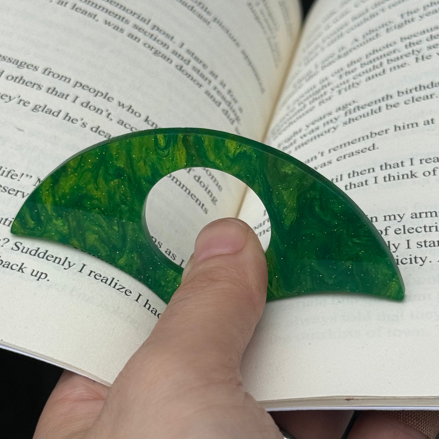 Sparkly Green Page Holder