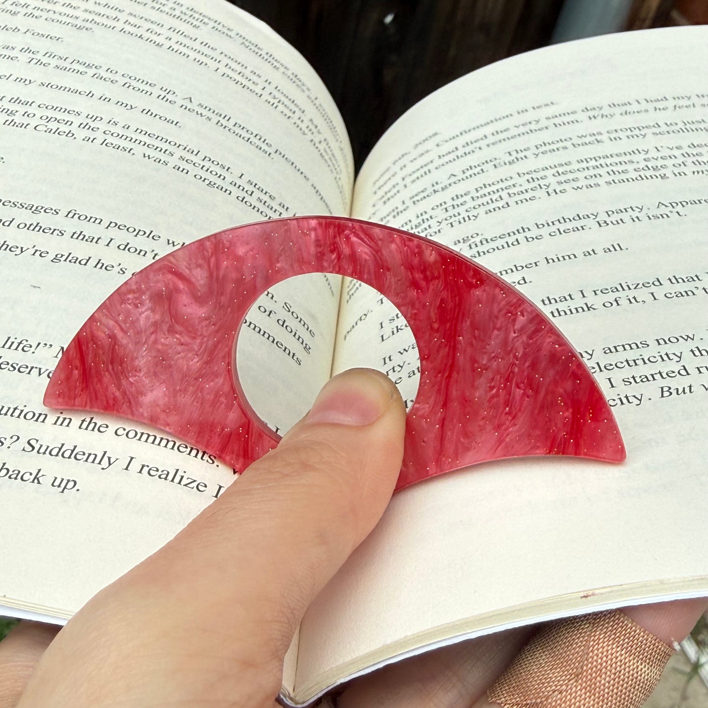 Sparkly Pink Page Holder